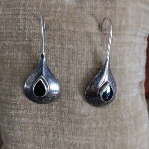 Black Onyx Stone Center French Wire Tear Drop